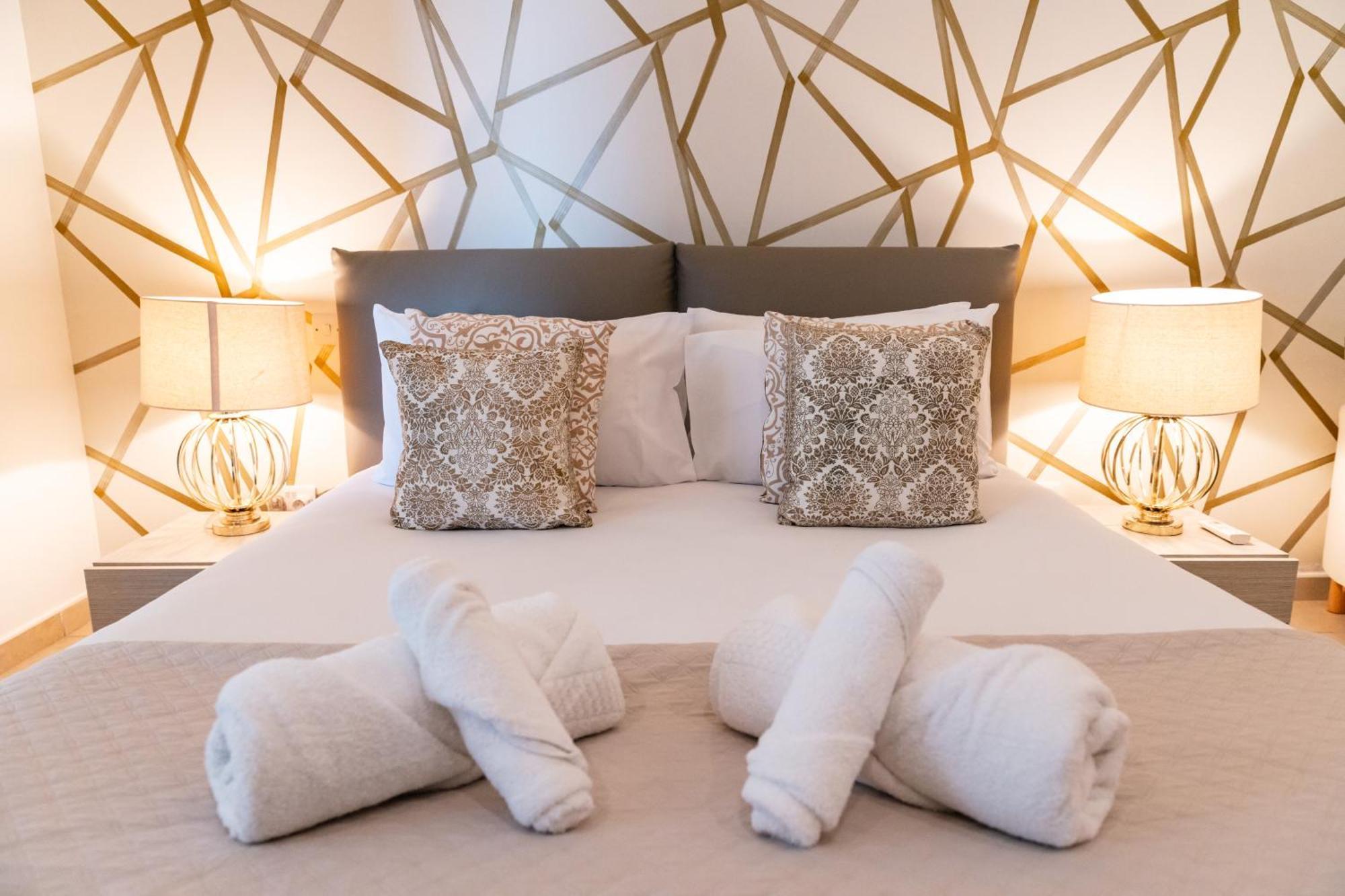 Luxury Seafront 3Br With Pool By Arcobnb Sliema Zewnętrze zdjęcie