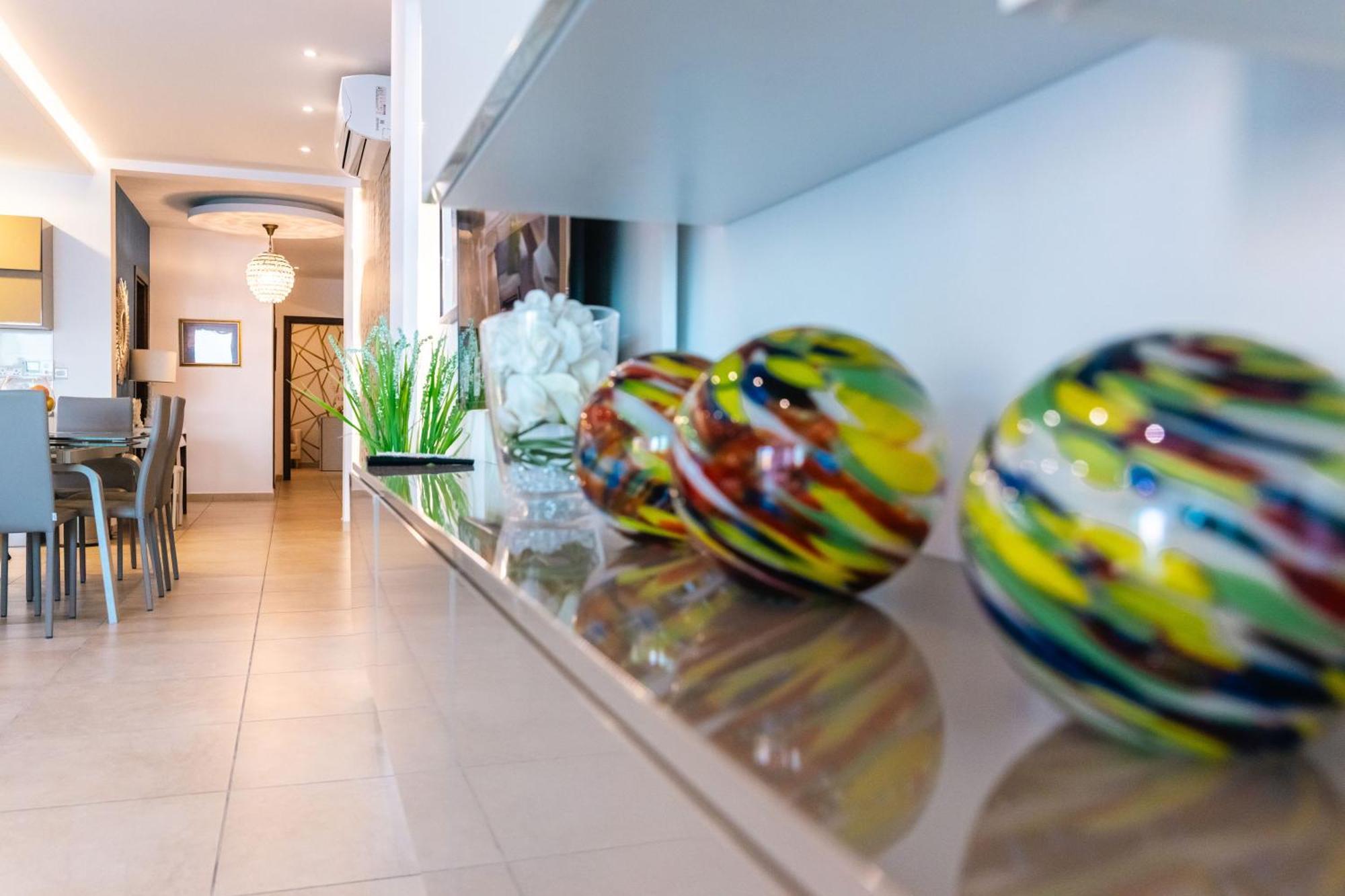 Luxury Seafront 3Br With Pool By Arcobnb Sliema Zewnętrze zdjęcie