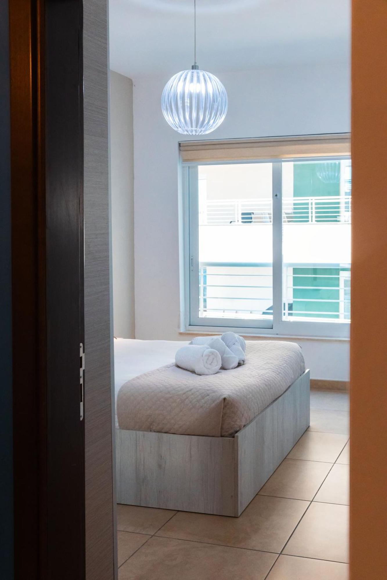 Luxury Seafront 3Br With Pool By Arcobnb Sliema Zewnętrze zdjęcie