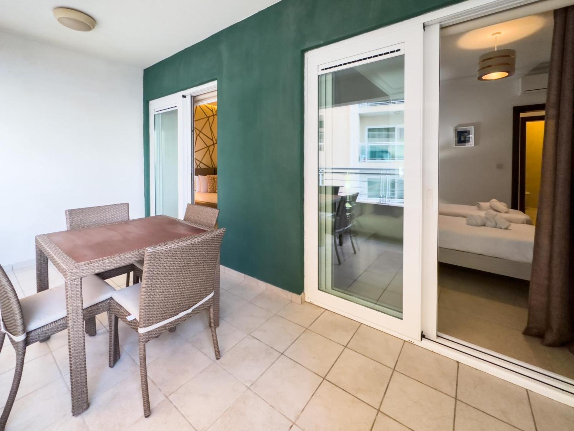 Luxury Seafront 3Br With Pool By Arcobnb Sliema Zewnętrze zdjęcie
