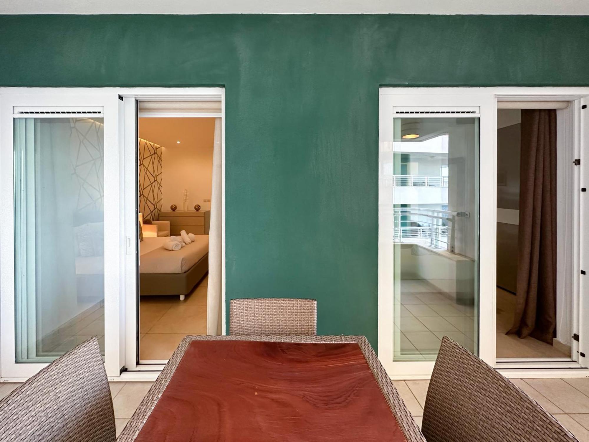 Luxury Seafront 3Br With Pool By Arcobnb Sliema Zewnętrze zdjęcie
