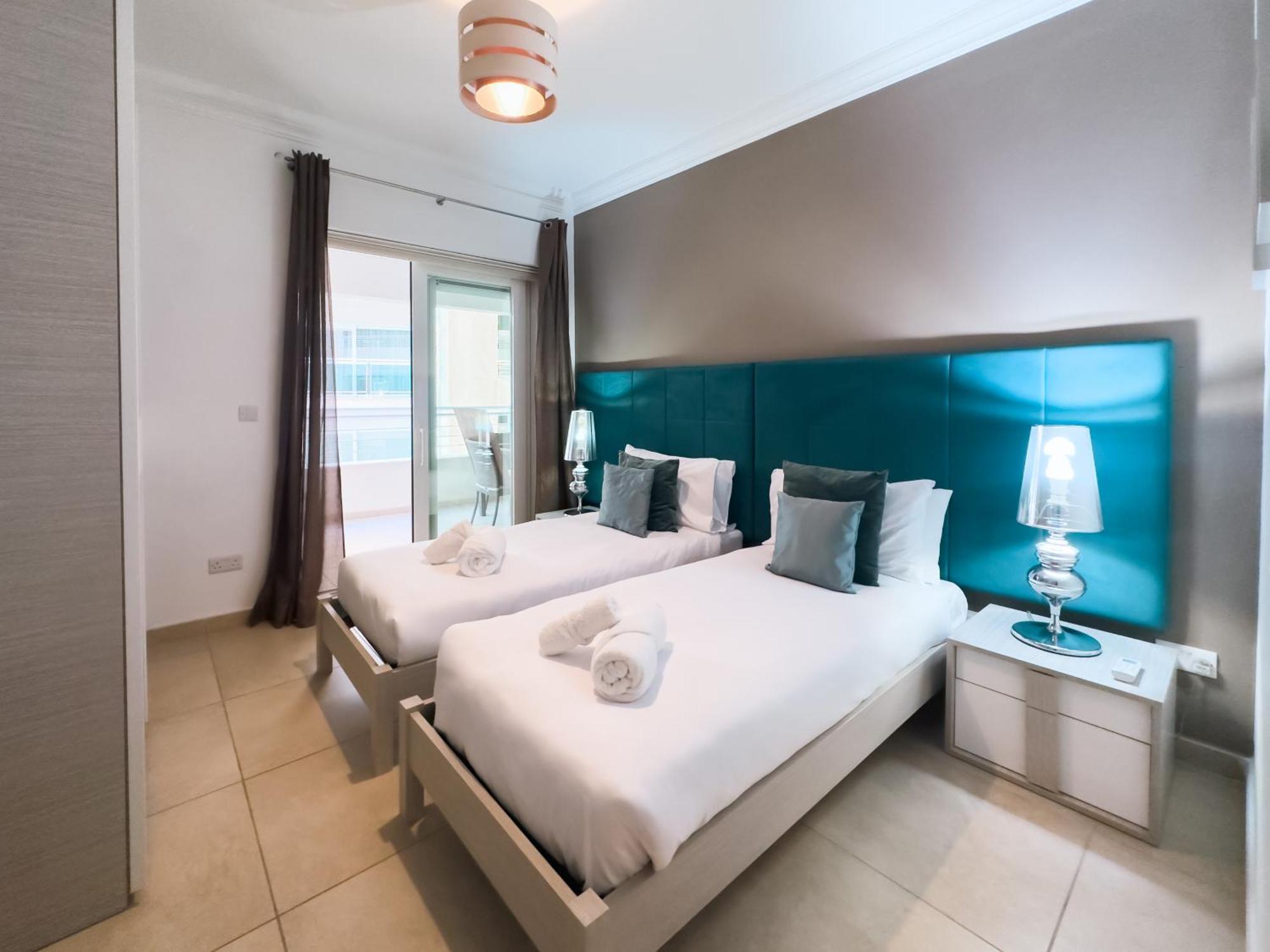 Luxury Seafront 3Br With Pool By Arcobnb Sliema Zewnętrze zdjęcie