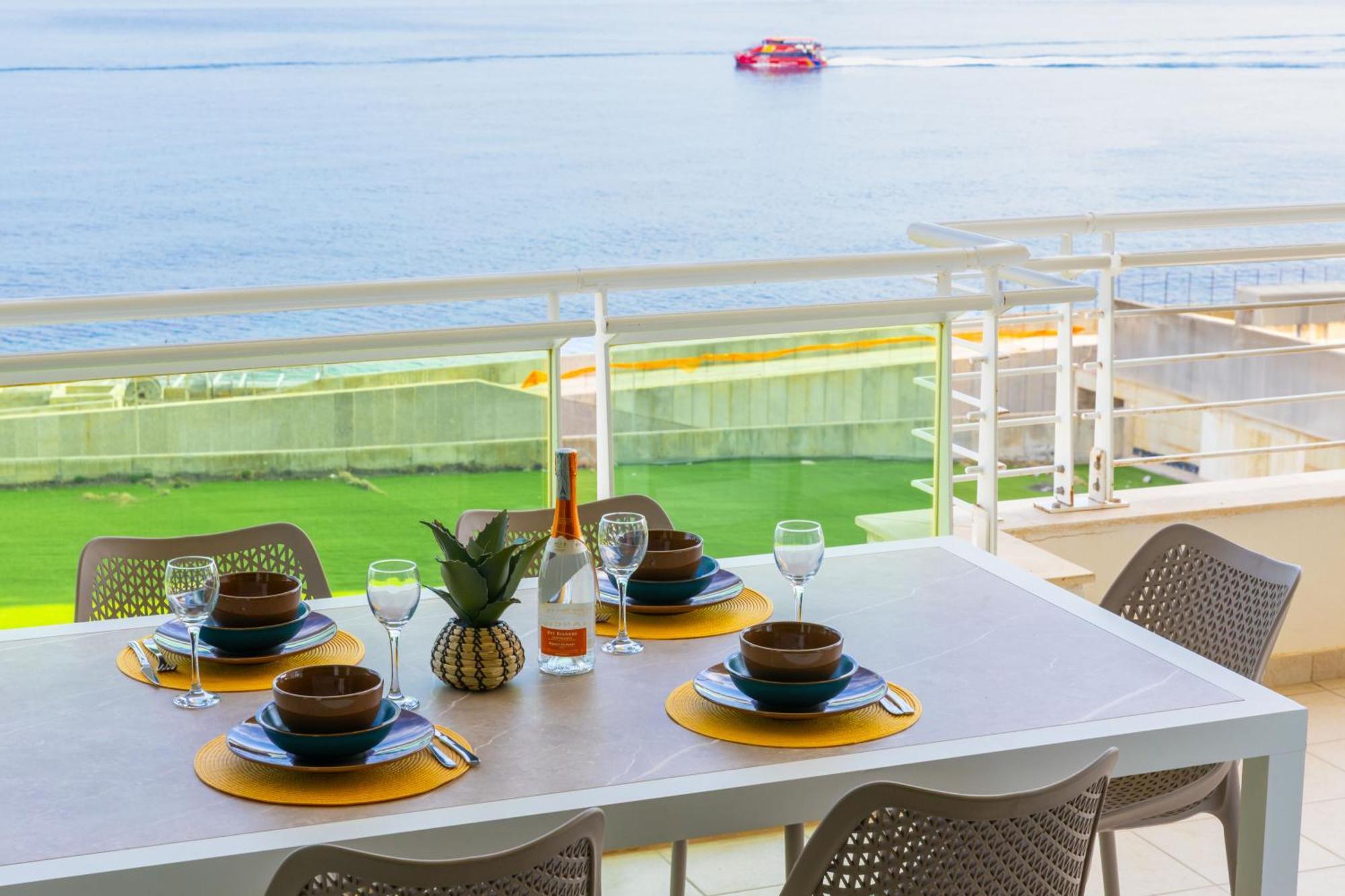 Luxury Seafront 3Br With Pool By Arcobnb Sliema Zewnętrze zdjęcie