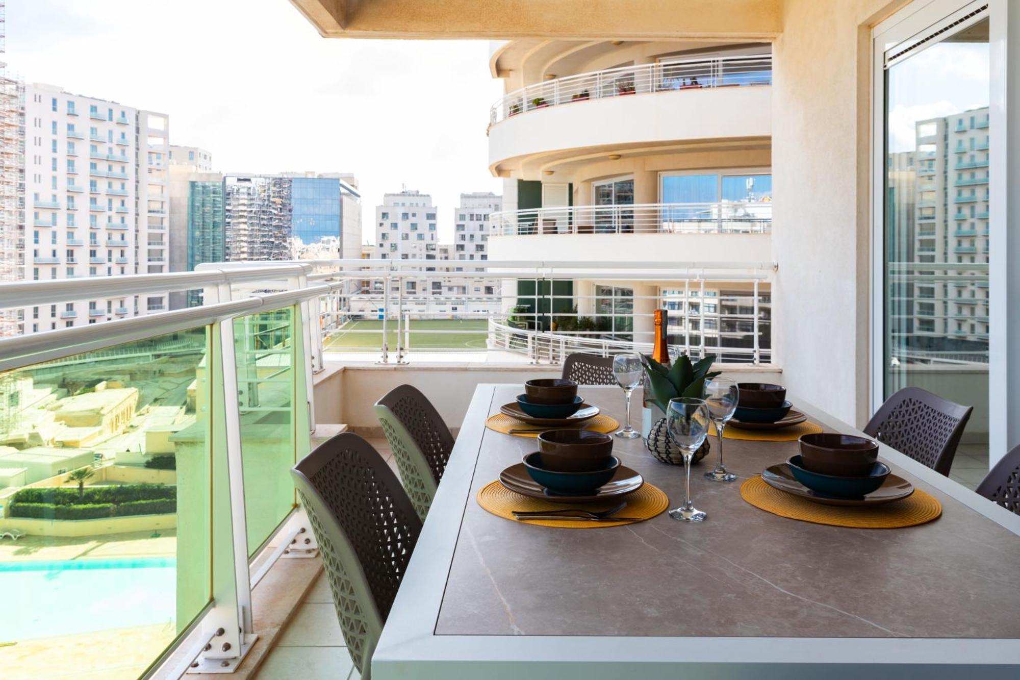 Apartament Luxury Seafront 3Br With Pool By Arcobnb Sliema Zewnętrze zdjęcie